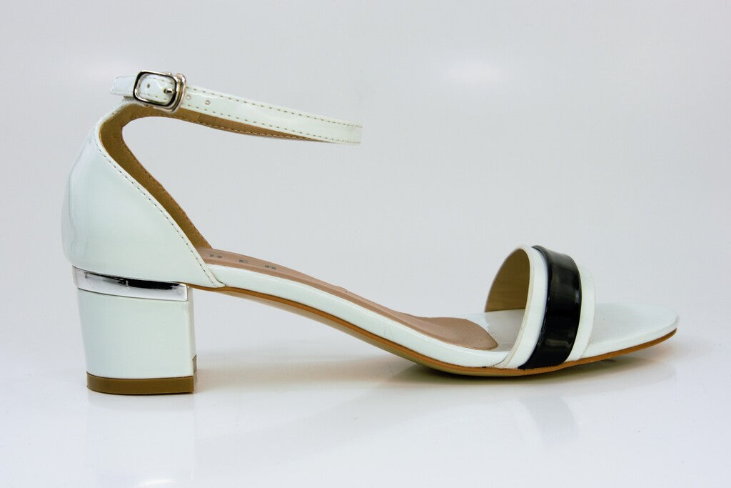 18F9106-790 White/Black
