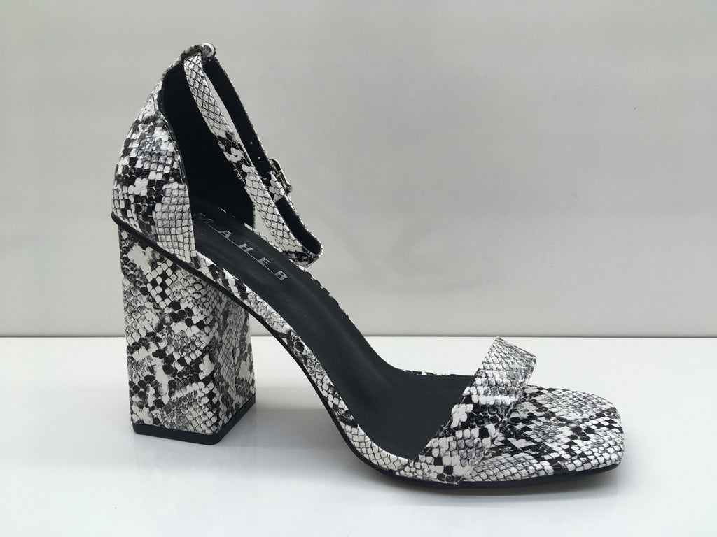 1U01582-356 White Snake